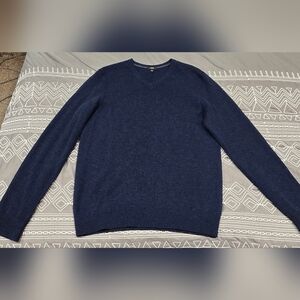 Vince Men's Cashmere Vneck Sweater Size Small